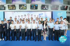 深圳四大医院院长八位王牌科室主任齐聚深广电，为何而来？图片
