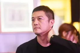 “猎艳高手”李亚鹏，越老越吃香，他凭什么？图片