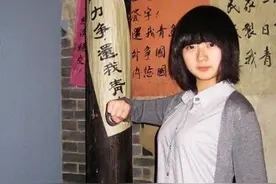 女孩大学毕业，却在旅途中爱上藏地，果断剃度出家，父母都很支持图片