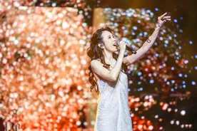 结婚10年后，51岁莫文蔚自爆感情状态：这辈子，我不会生孩子了图片