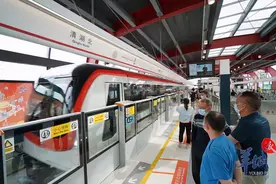 深圳：观澜片区迎来地铁时代！4号线三期通车运营图片