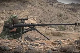 也门魔改反器材狙击炮，构造简单且外观粗糙，火力效果十分强悍图片