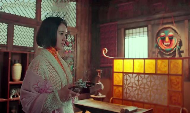 老九门：丫头在陨铜世界中复活，为何在现实没有消失？原因很诡异