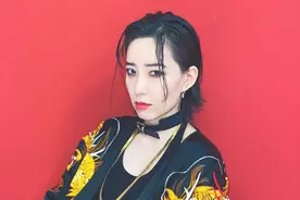 两大女星公开互撕，火药味很浓！李斯丹妮直接发新歌内涵对方图片