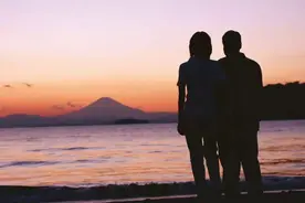 中年丧偶，余生该怎么过图片