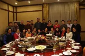 一场同学聚会，让我彻底不再怀念学生时代图片