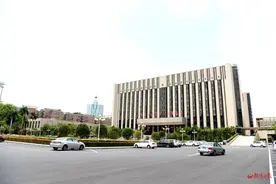 【奋斗百年路 启航新征程·辉煌见证】撤县设市：2000年古邑迈上发展新征程图片