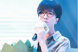 要不要买菜踢馆李常超，两大男神谁唱歌更好听？图片