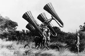 一战时参战国生产的这些奇葩武器，都是现代高科技武器的原型图片