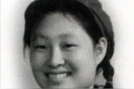 当年女生穿“前开门”裤子的尴尬图片