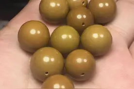 你知道：土豪金绿松石是什么吗？图片