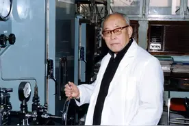 清华毕业，他和钱学森一同留学，国难当头，婉拒美国回国，培养了16位著名院士！图片
