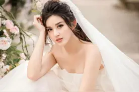 “越南第一美女”有多撩人？曾获世界小姐的她，长相甜美身材妩媚图片