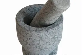山东人的厨具——蒜臼子，和一个关于蒜臼子的真实笑话图片