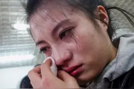 女大学生怀孕现象频现，过来人含泪说出真相：望学妹莫尝“禁果”图片