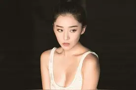 阚清子：我喜欢你，你不喜欢我的话，请把最前面的四个字还给我图片