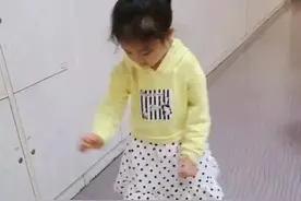 日常 | 天宝乐感统本体觉失调——摸石头过河图片