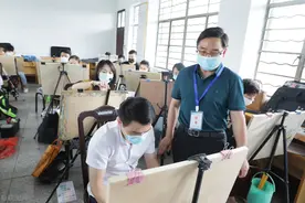 我，985大学的副教授，透露真实的薪资待遇和工作经历图片