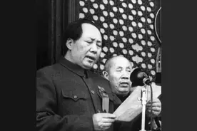 新中国成立后，开国将帅们为何纷纷病倒？白天行军，晚上发电报图片