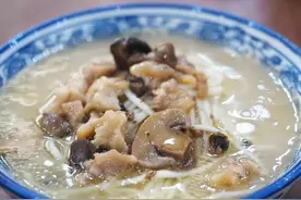 如今的成都容不下年轻人踏踏实实吃上一顿早饭图片