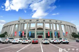 “同心聚力，共赢未来”西凤375全国经销商大会举办图片