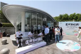 忒色！美食美景不错过  五一云上逛莲湖图片