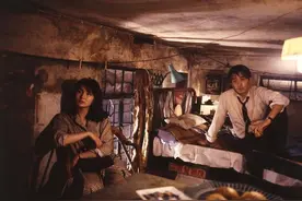 她是梁朝伟的梦，尔冬升心头的伤，54岁比谁活得都酷图片