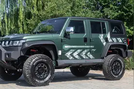 入门搭2.0T+8AT，20万有三把锁，北京BJ40怎么样？图片