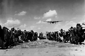 代号马特霍恩，B-29轰炸机首炸日本本土，战果有限意义重大图片