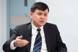 事关疫苗研发！钟南山张文宏给出不同时间点，我国年产或超2亿剂图片