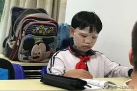 “边听歌边写作业”的学生，八成是这“三种人”，你家孩子有吗？图片