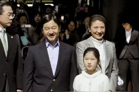 妥妥一个标准的女儿奴，德仁天皇却无力改变爱子公主的未来图片