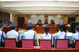 今天，蒋万云检察长出庭履职，这个22人的黑社会性质组织犯罪案二审宣判了！图片