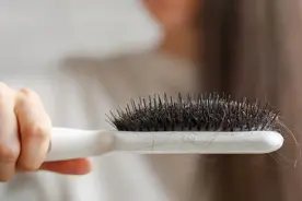 「神神」为什么有人会喜欢薅自己的头发？图片