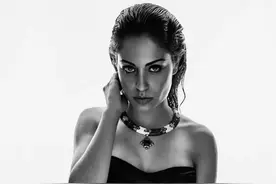 阿什拉夫为何不回皇马？只因大他12岁的性感女友且曾与拉莫斯有染图片