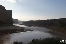 我爱这山，我爱这河，山河依旧，我心依旧，我爱我河山图片