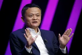 软银集团刚宣布巨亏130亿美元，马云便辞职，原因让人难以理解图片
