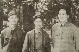 侯波：红墙摄影师，用手中的相机为中国人民，记录一代伟人形象图片