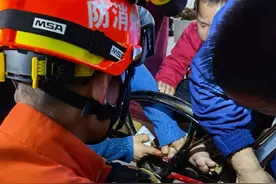 家长注意了！又卡了！这次是椅子 ，兴义的看过来图片