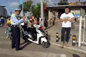 昆明交警持续开展电动自行车违法整治行动 || “减量控大”图片