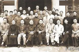 夺回国门之钥——新中国成立前后的海关图片