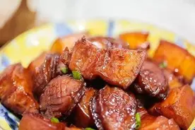 红烧肉好吃有诀窍，教你做肉的正确做法与用料，红烧肉不好吃才怪图片
