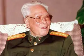81年，一位开国将军找到安徽一农妇，称：我是你40年前救的新四军图片