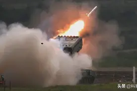 2公里内寸草不生：俄军王牌大杀器，TOS-2“城镇毁灭者”温压弹图片