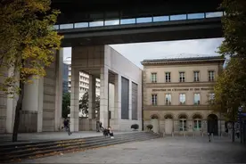 法国家庭受益于所得税减免政策图片