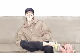 博君一肖，爸爸在看电视（上），琑儿想看电视还需要自身努力。图片