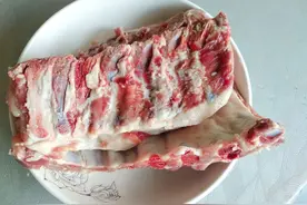 买排骨，颈排、肋排和软排差别很大，弄懂了，少花“冤枉钱”图片