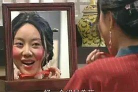 你还敢每天照镜子吗？为什么照镜子比照相好看，到底哪个才是真的图片