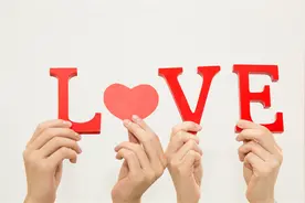 互相懂得的人，不是夫妻，胜似夫妻图片