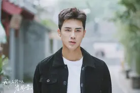 姜潮：一个很帅的大男孩，和妻子麦迪娜把生活过成了偶像剧图片